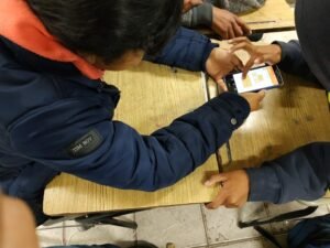 students-playing-math-apps